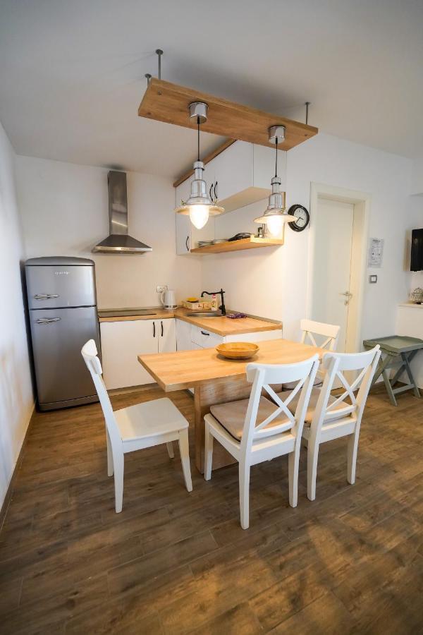 Apartments Ziggy Star Slatine Extérieur photo